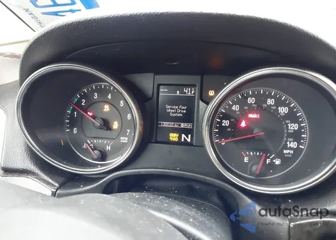 2013 Jeep Grand Cherokee Laredo z USA, uszkodzony, nr VIN 1C4RJFAG4DC549322